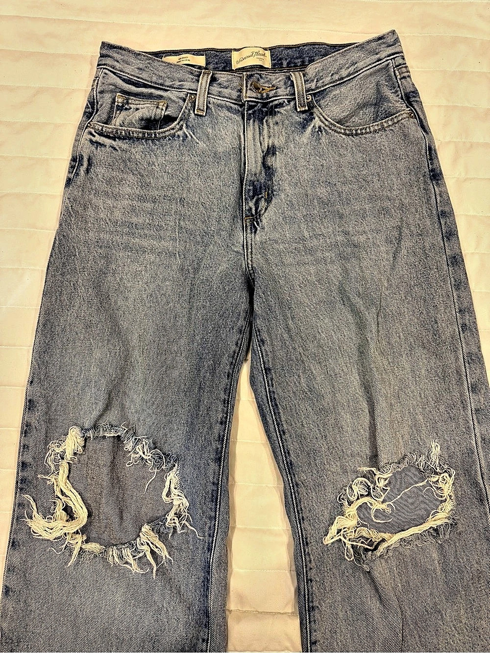 Universal Thread 90s Baggy Straight Leg Jeans